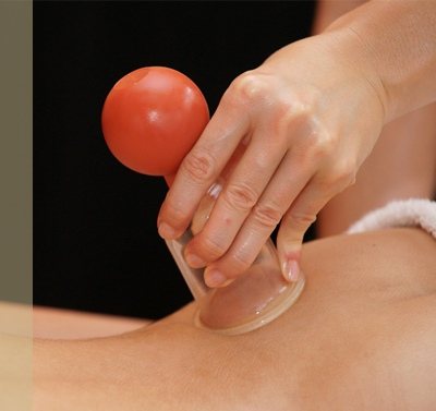 Gua sha und schroepfen